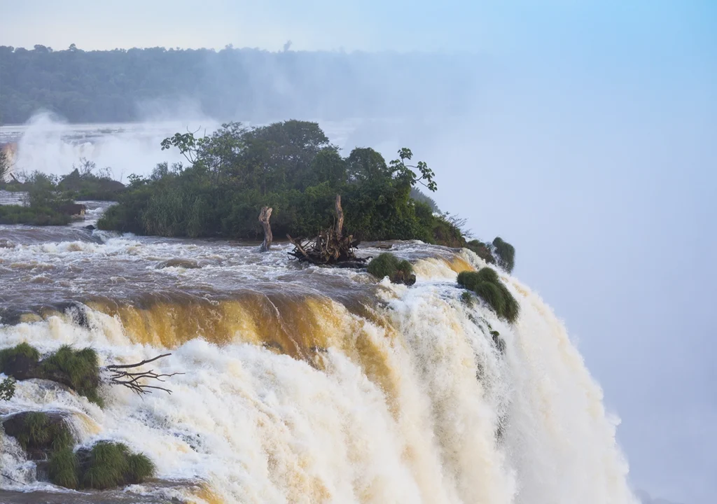 Most Powerful Natural Waterfalls