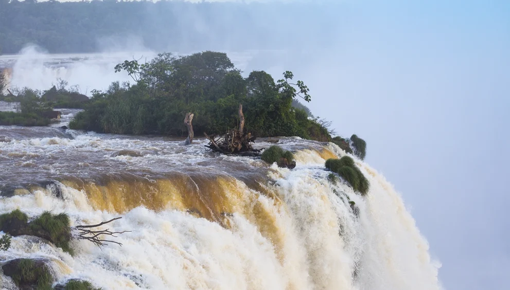 Most Powerful Natural Waterfalls